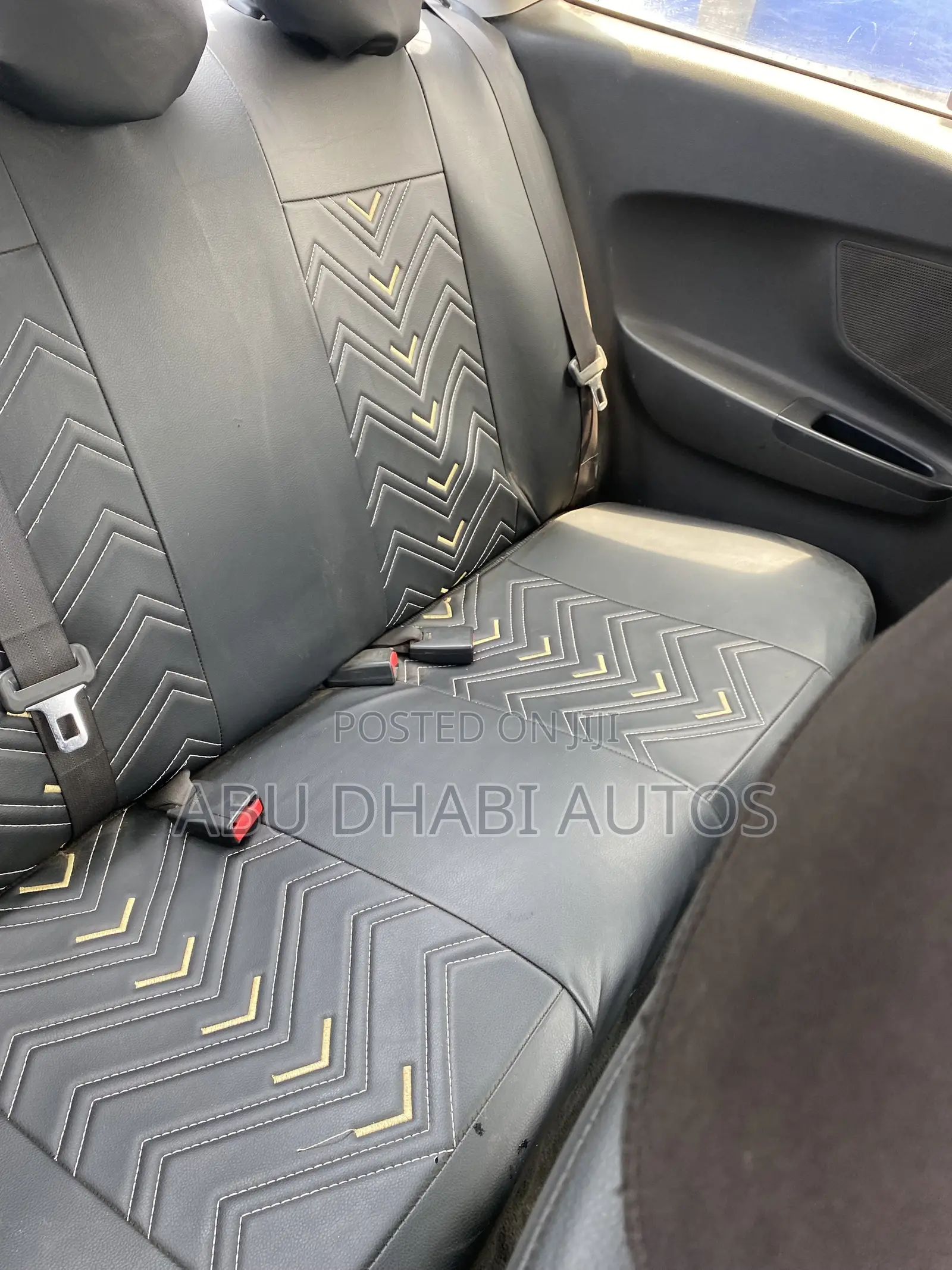 Hyundai Elantra SE Coupe FWD (1.8L 4cyl 6A) 2013 Brown