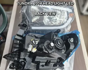 Tundra 2014 Headlight