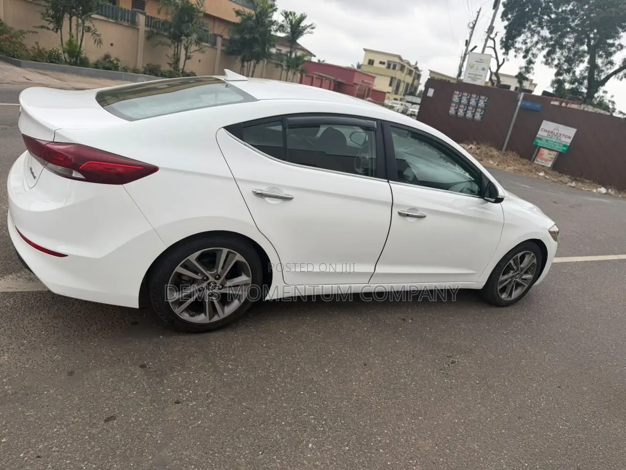 Hyundai Elantra 2017 White
