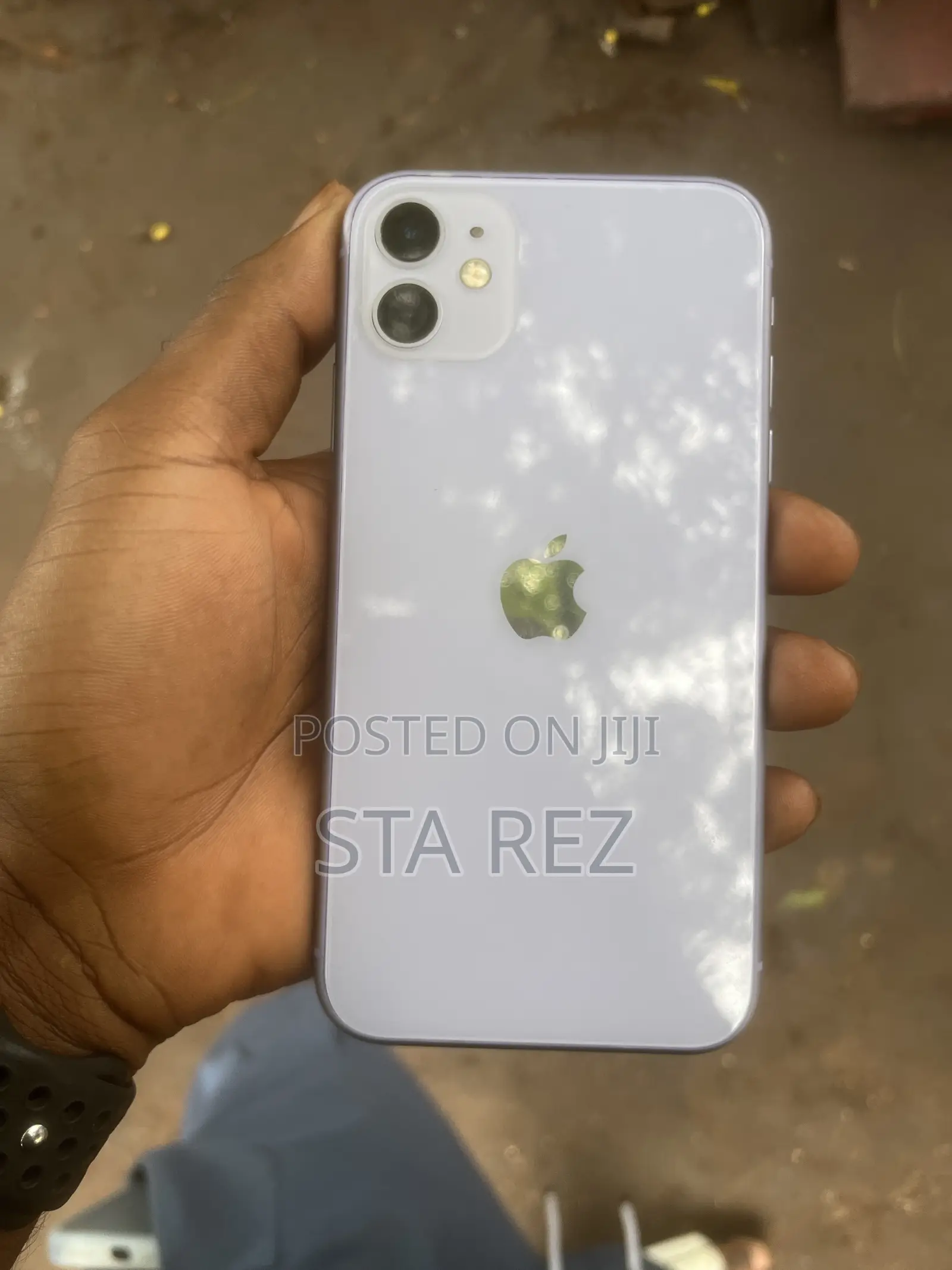 Apple iPhone 11 64 GB Purple