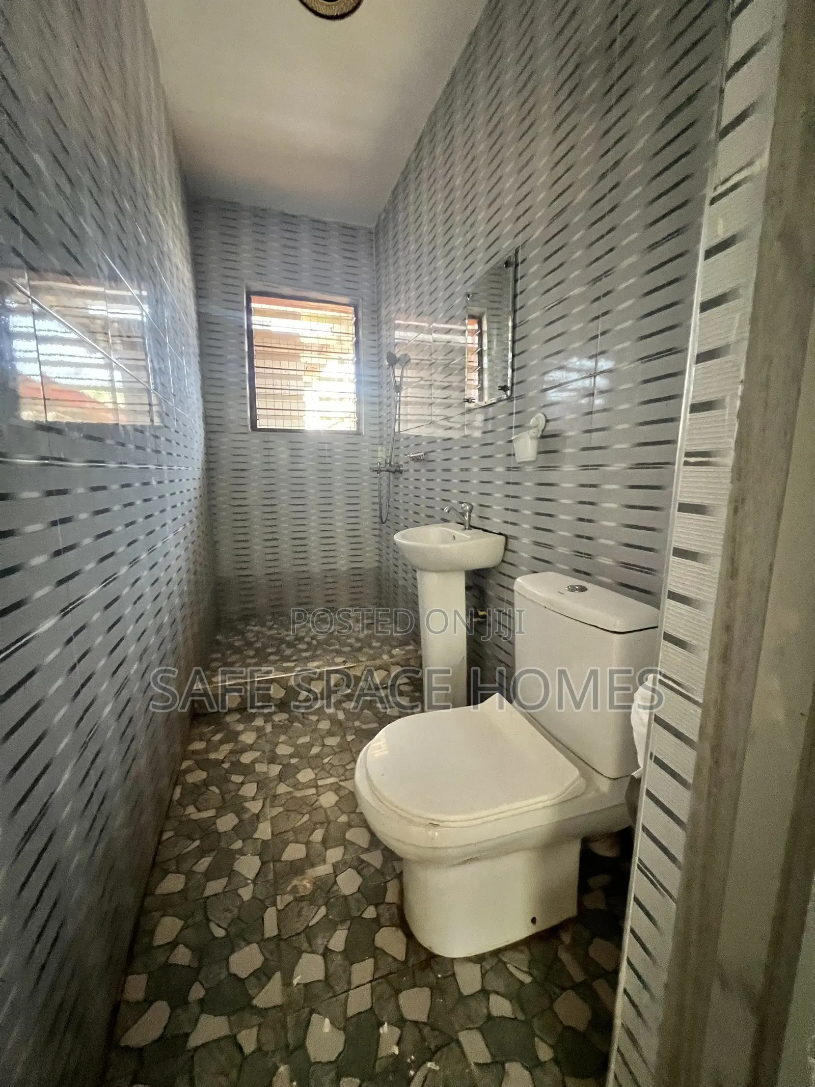 1bdrm Apartment in Tseaddo for rent