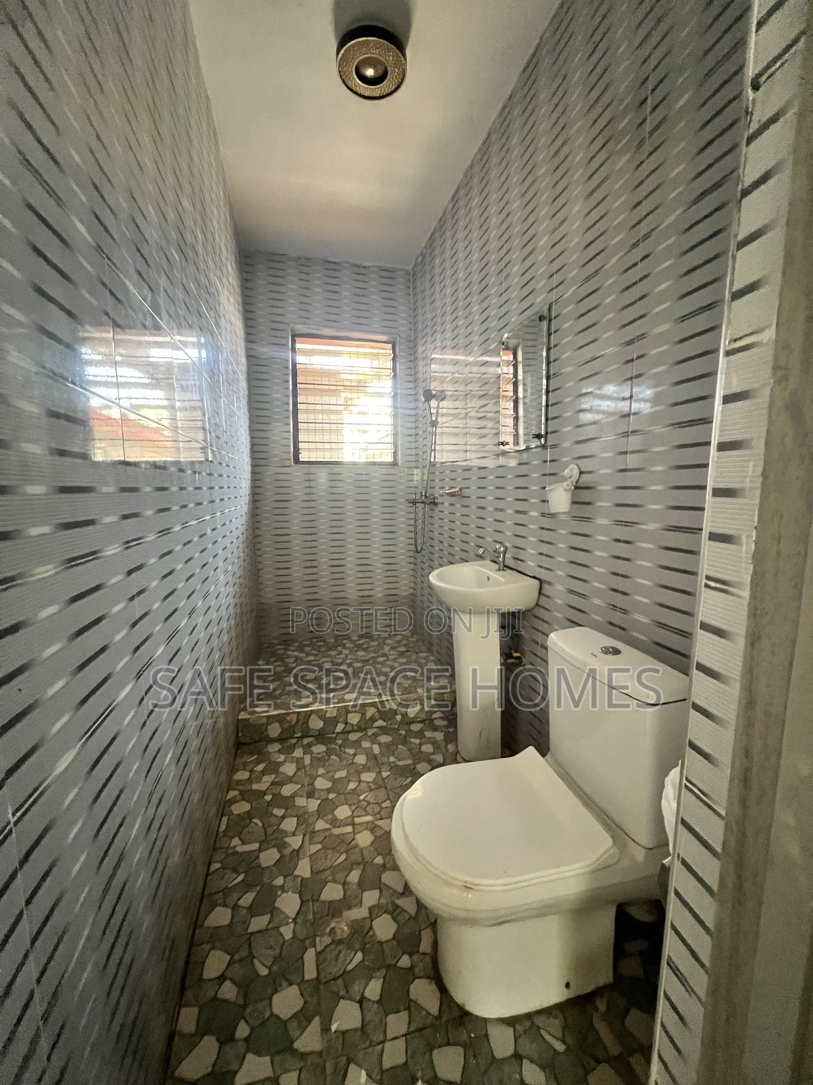 1bdrm Apartment in Tseaddo for rent