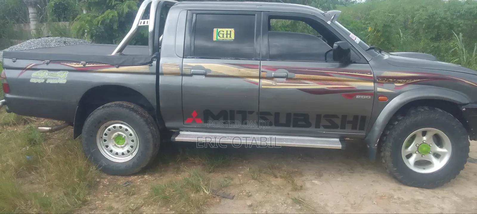 Mitsubishi L200 1999 Gray