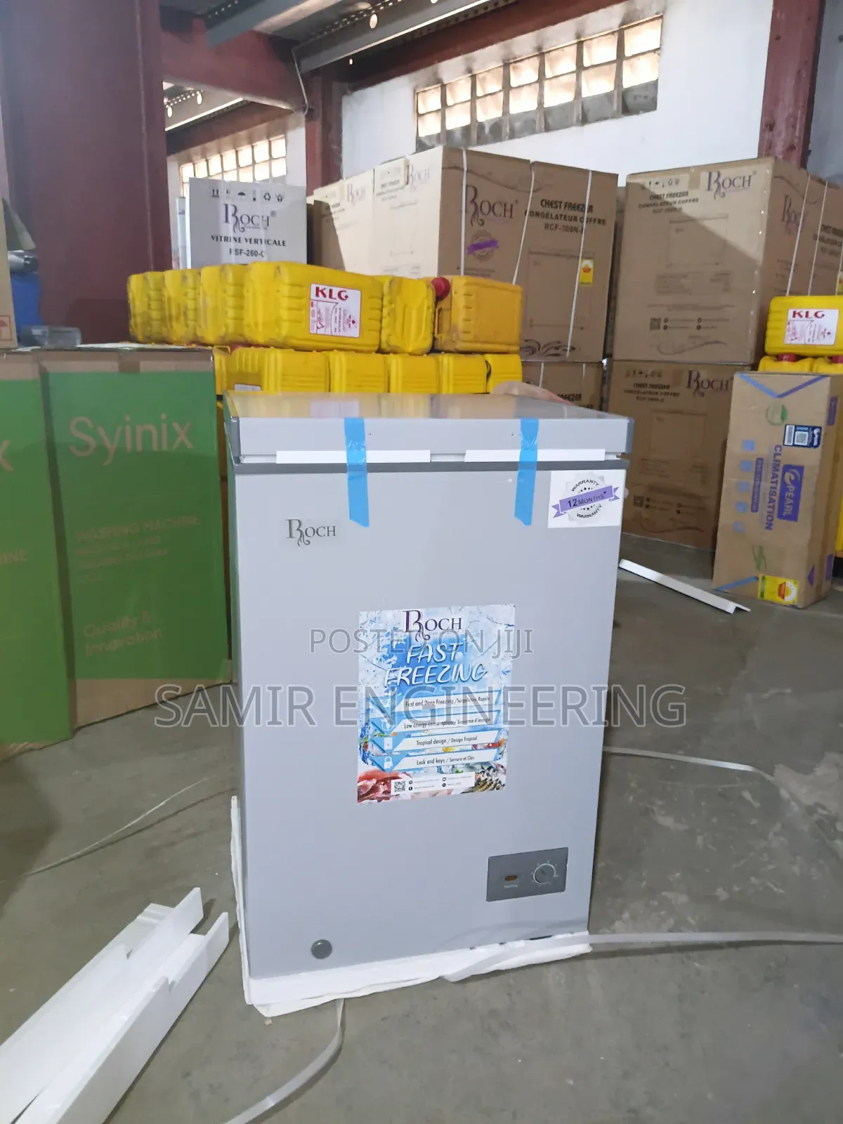 ROCH 100-Liter Low-Noise Chest Freezer (RCF-120N-B)