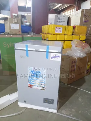 ROCH 100-Liter Low-Noise Chest Freezer (RCF-120N-B)
