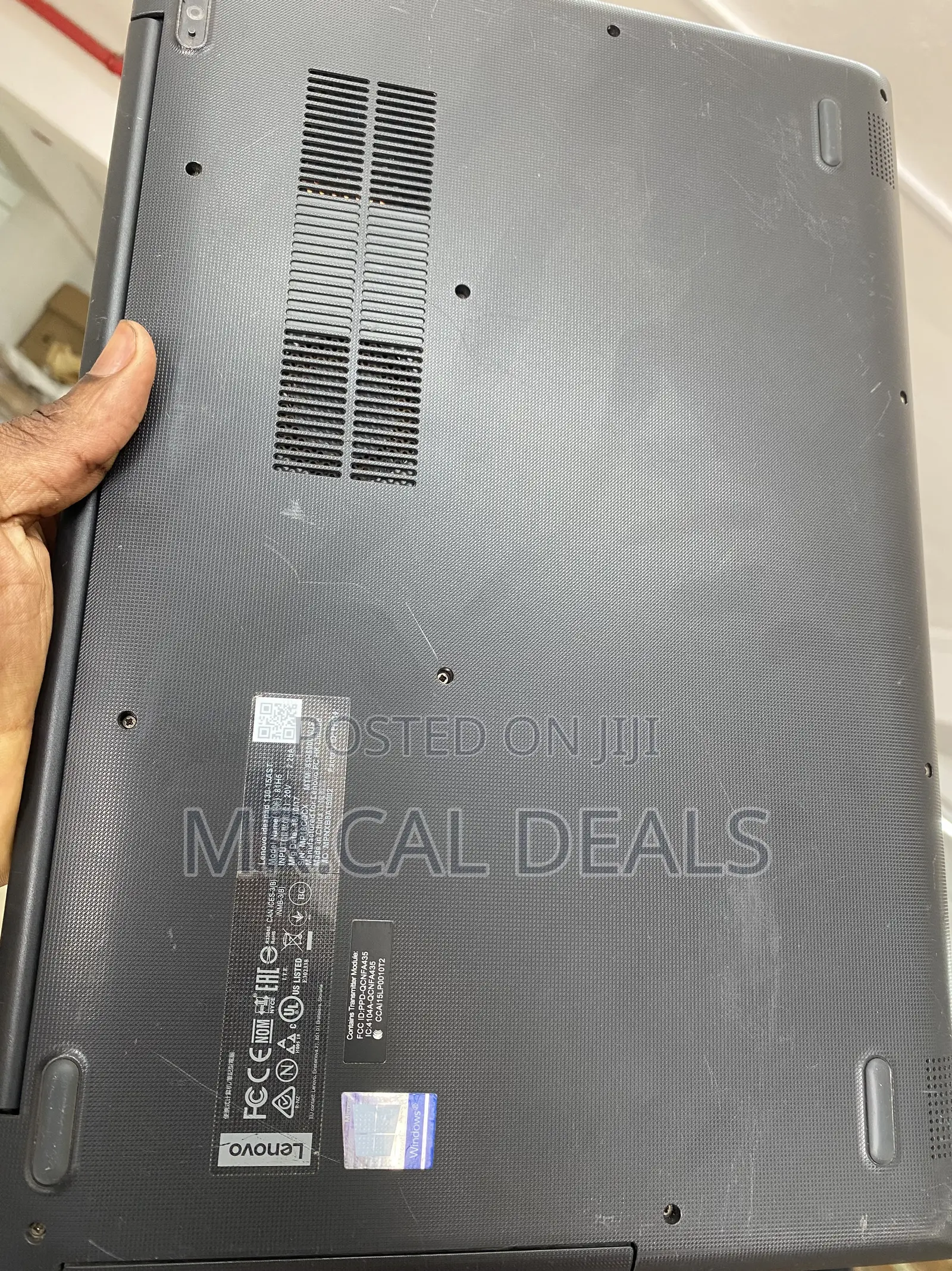 Laptop Lenovo IdeaPad 130 4GB Intel Core i5 HDD+SSD 500GB