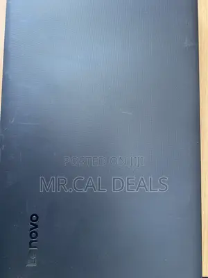 Laptop Lenovo IdeaPad 130 4GB Intel Core i5 HDD+SSD 500GB