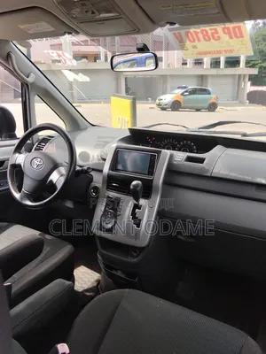 Toyota Voxy 2013 Black
