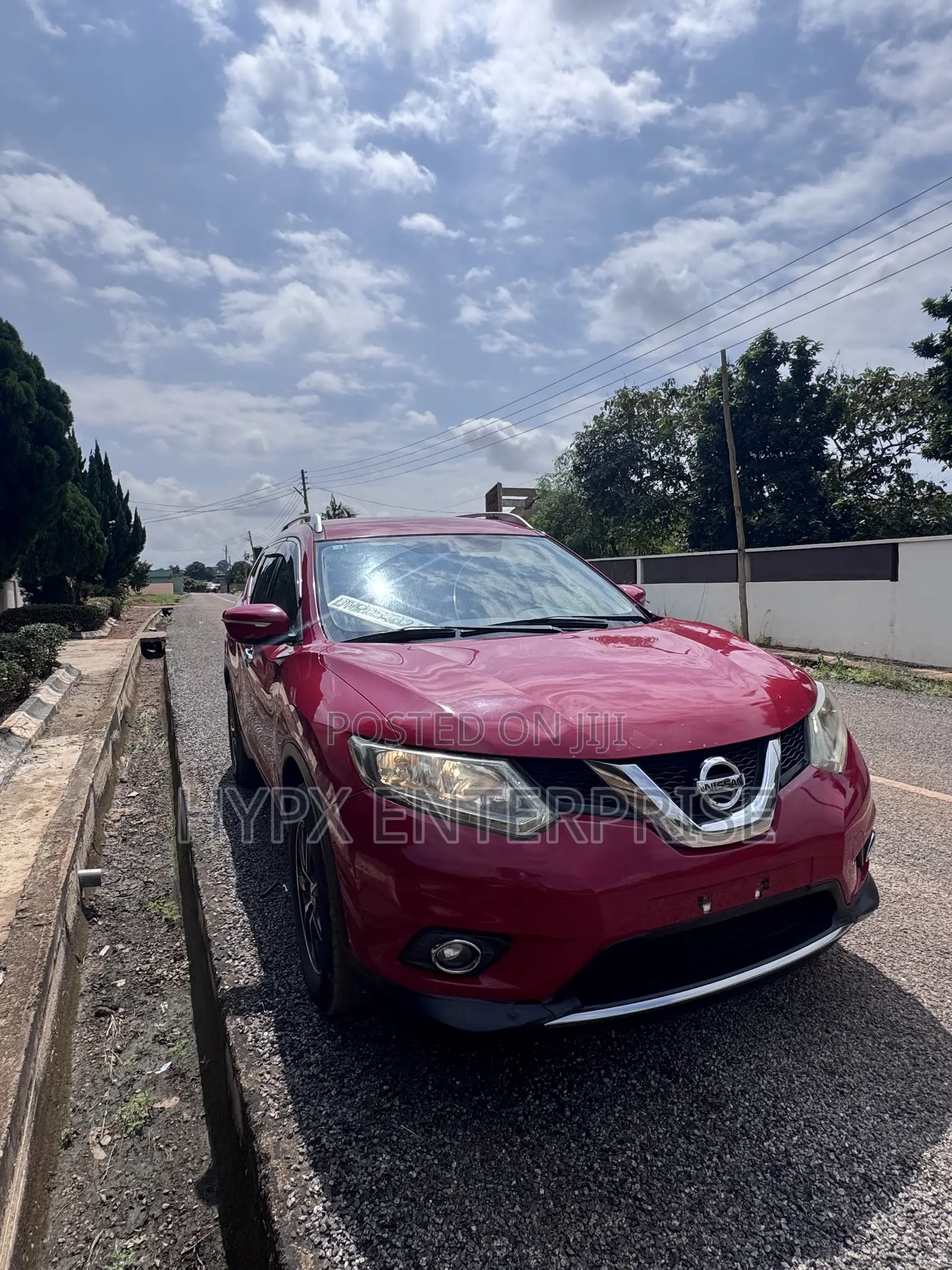 Nissan X-Trail 2.0 Petrol AWD 2014 Red