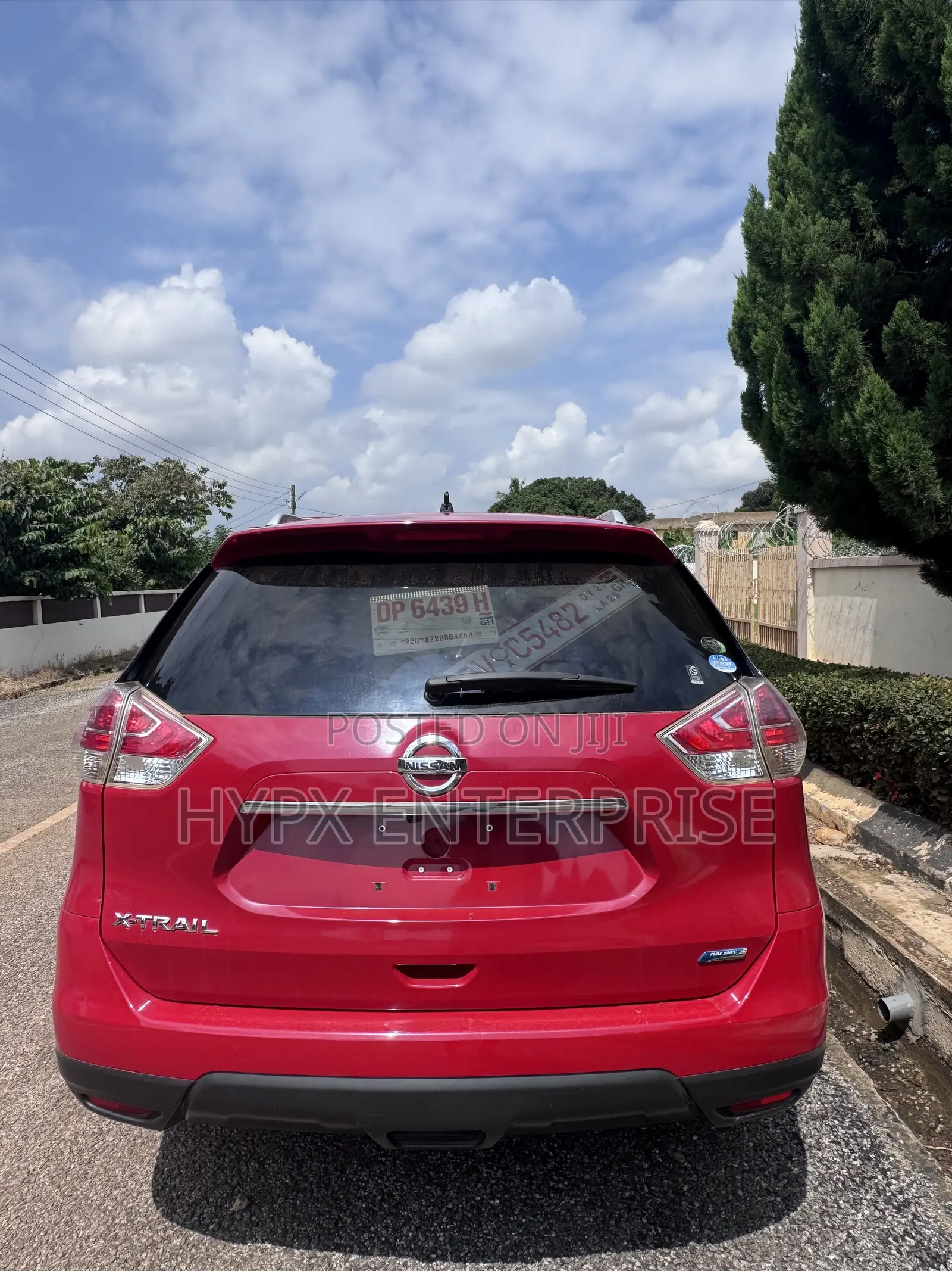 Nissan X-Trail 2.0 Petrol AWD 2014 Red