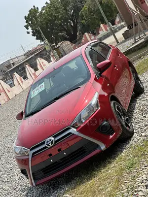Toyota Yaris L Hatchback 5dr 2016 Red