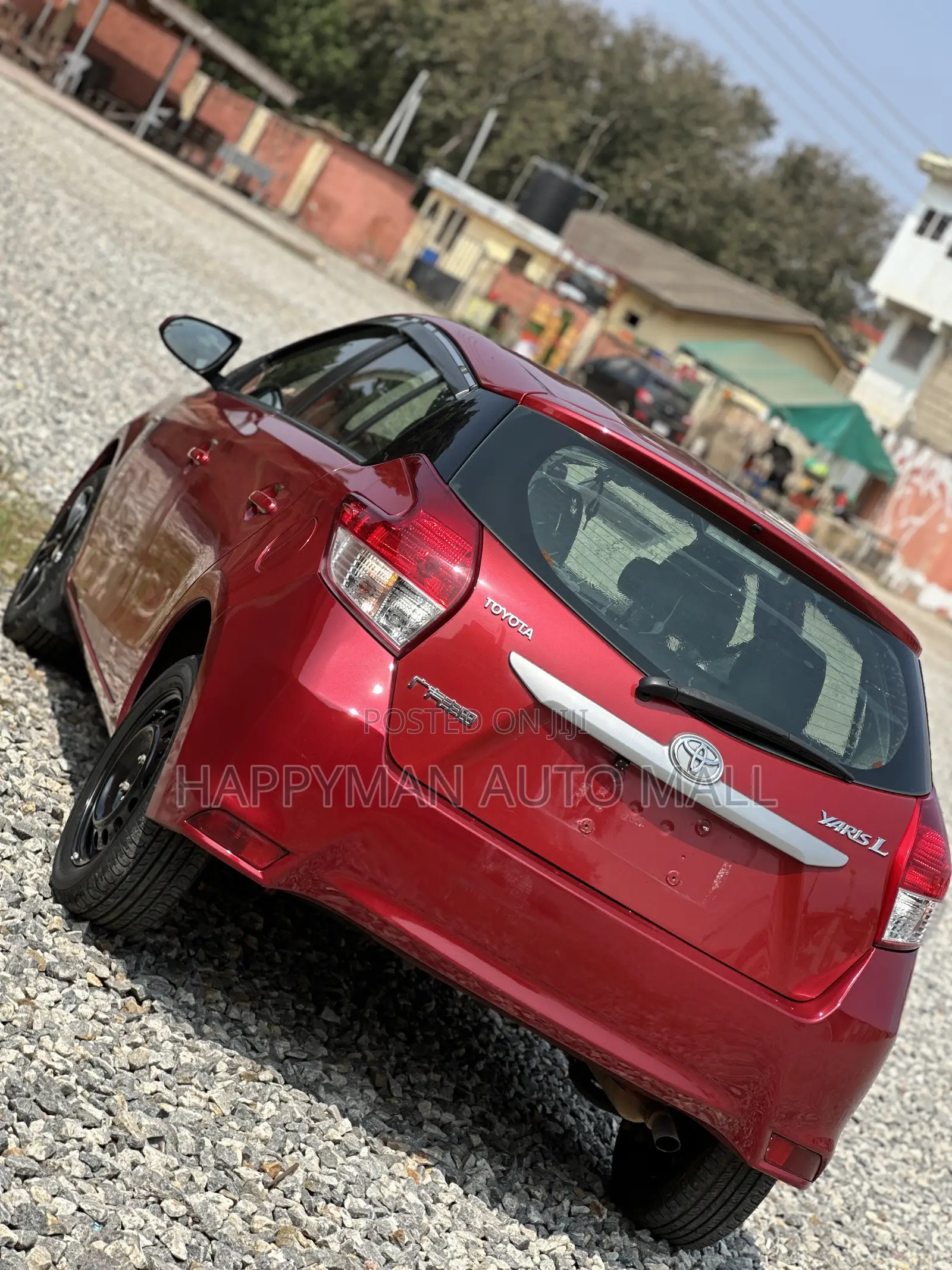 Toyota Yaris L Hatchback 5dr 2016 Red