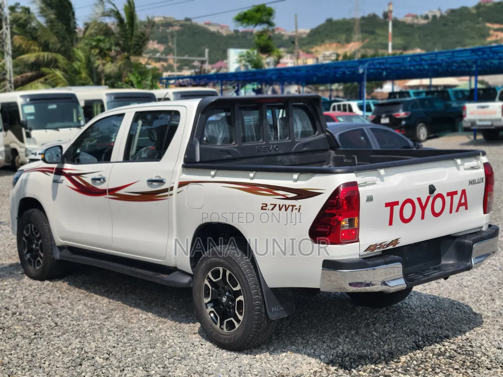 Toyota Hilux Revo Double Cab Petrol 2.7 AWD 2022 White