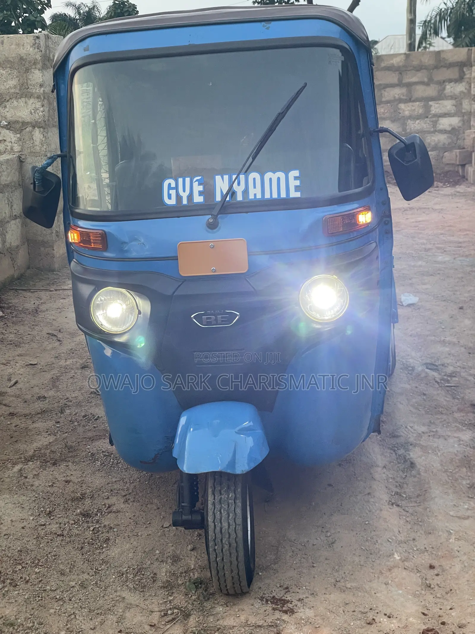 Bajaj RE 2025 Blue