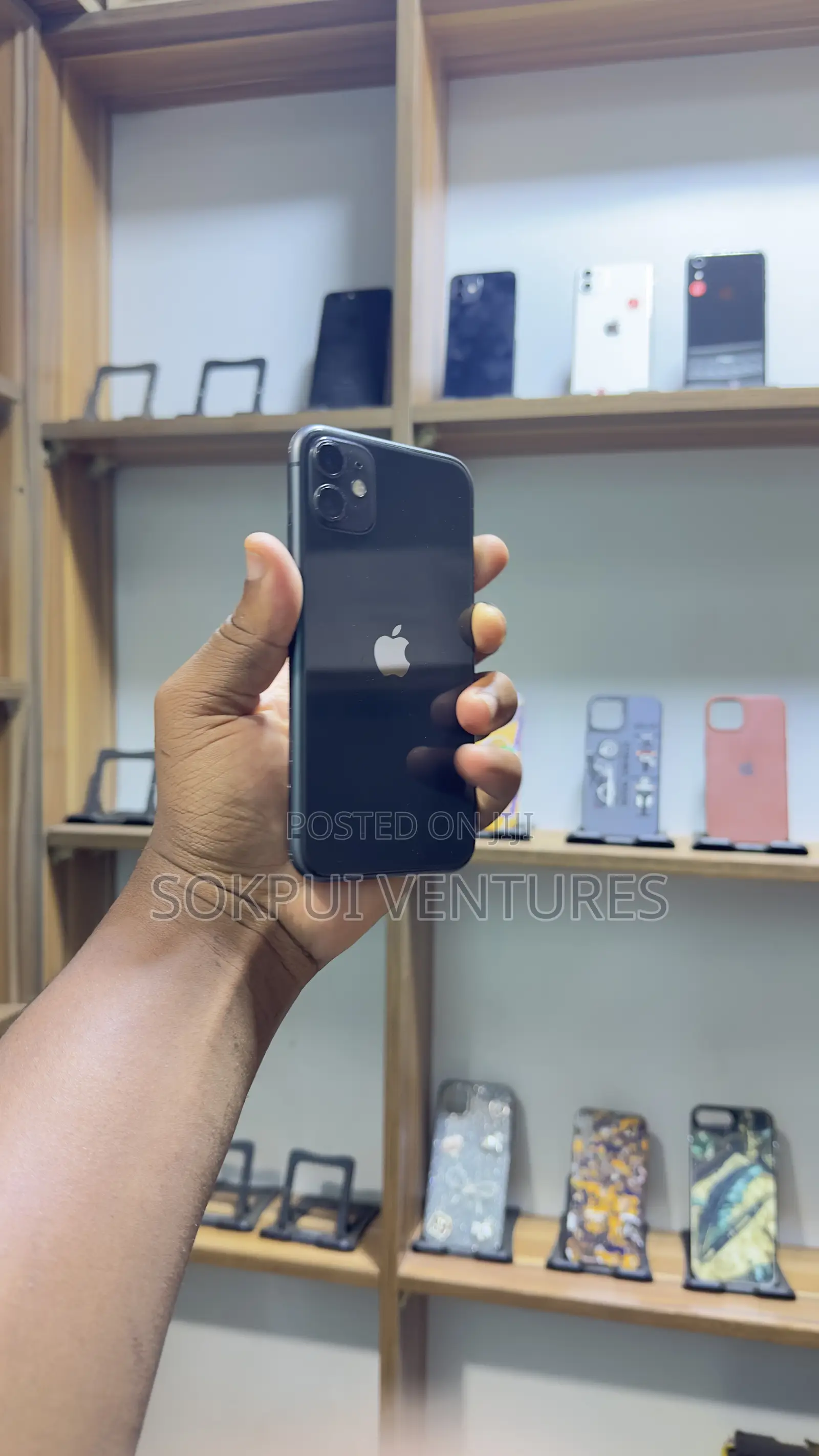 Apple iPhone 11 64 GB Black