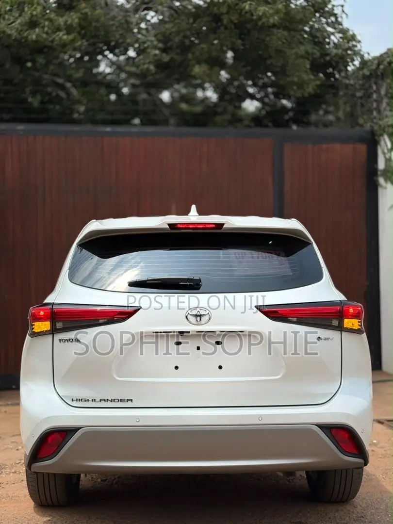 Toyota Grand Highlander Hybrid MAX Platinum AWD 2024 White