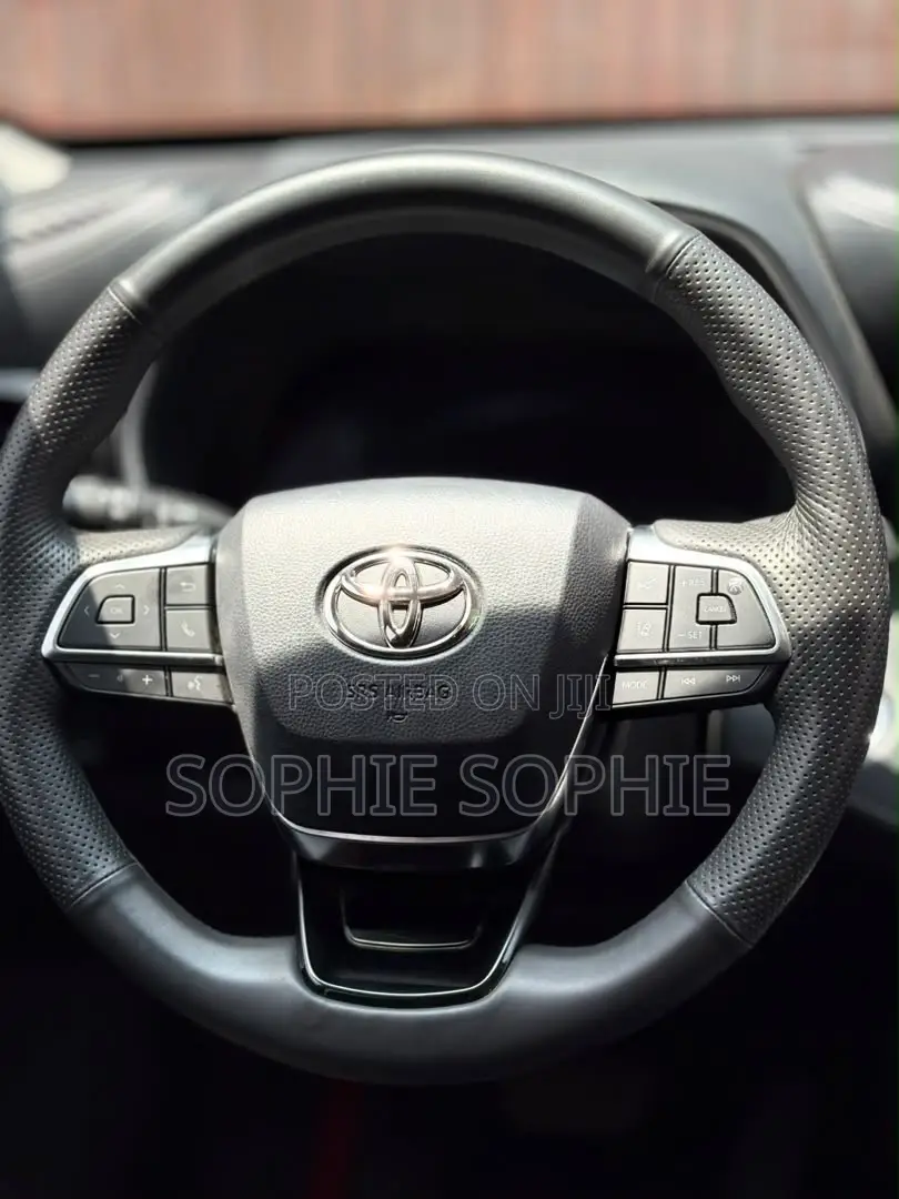 Toyota Grand Highlander Hybrid MAX Platinum AWD 2024 White