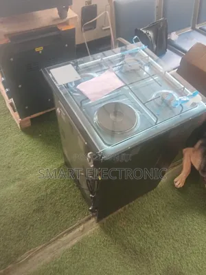 Volcano 4-Burner Gas Cooker – Modern Design, Powerful FlameOven