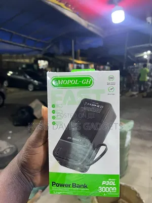 Cmopol 30,000mah Powerbank