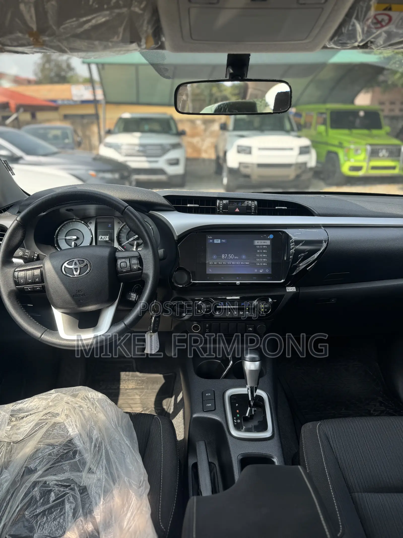 Toyota Hilux 2025 Gray
