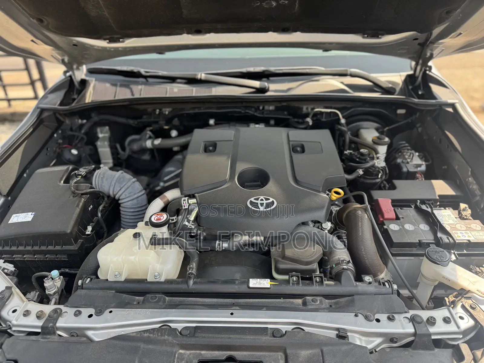 Toyota Hilux 2025 Gray