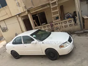Nissan Sentra 2004 White
