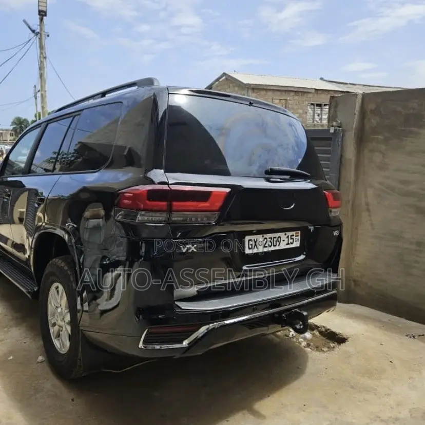 Toyota Land Cruiser 300 Upgrade Body Kits(2010,2012,2016 TO 2026)