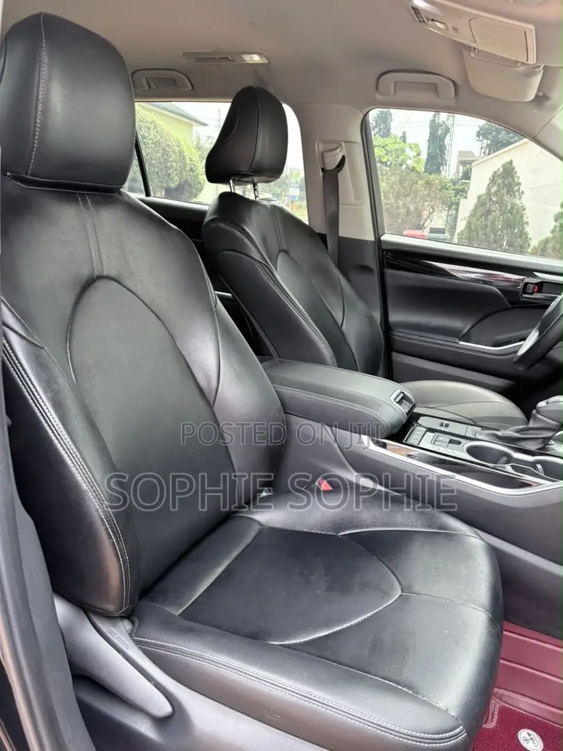 Toyota Highlander Platinum 2022 Black