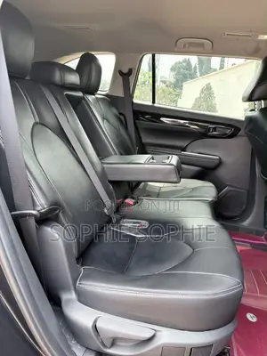 Toyota Highlander Platinum 2022 Black