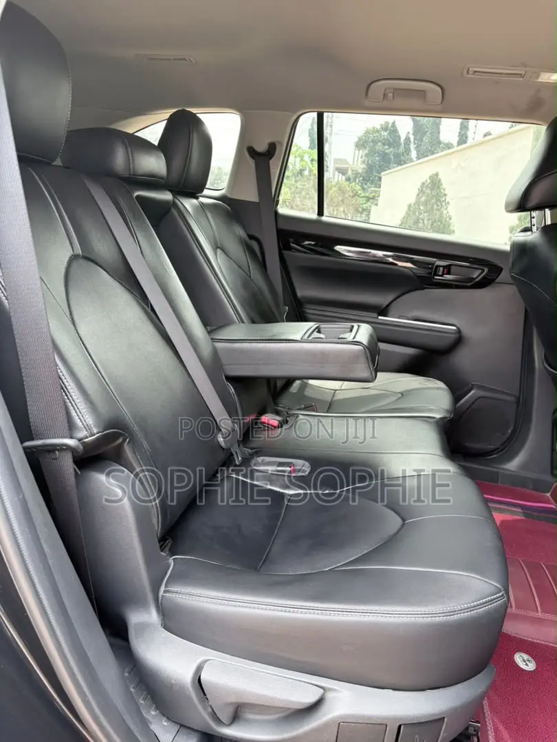 Toyota Highlander Platinum 2022 Black