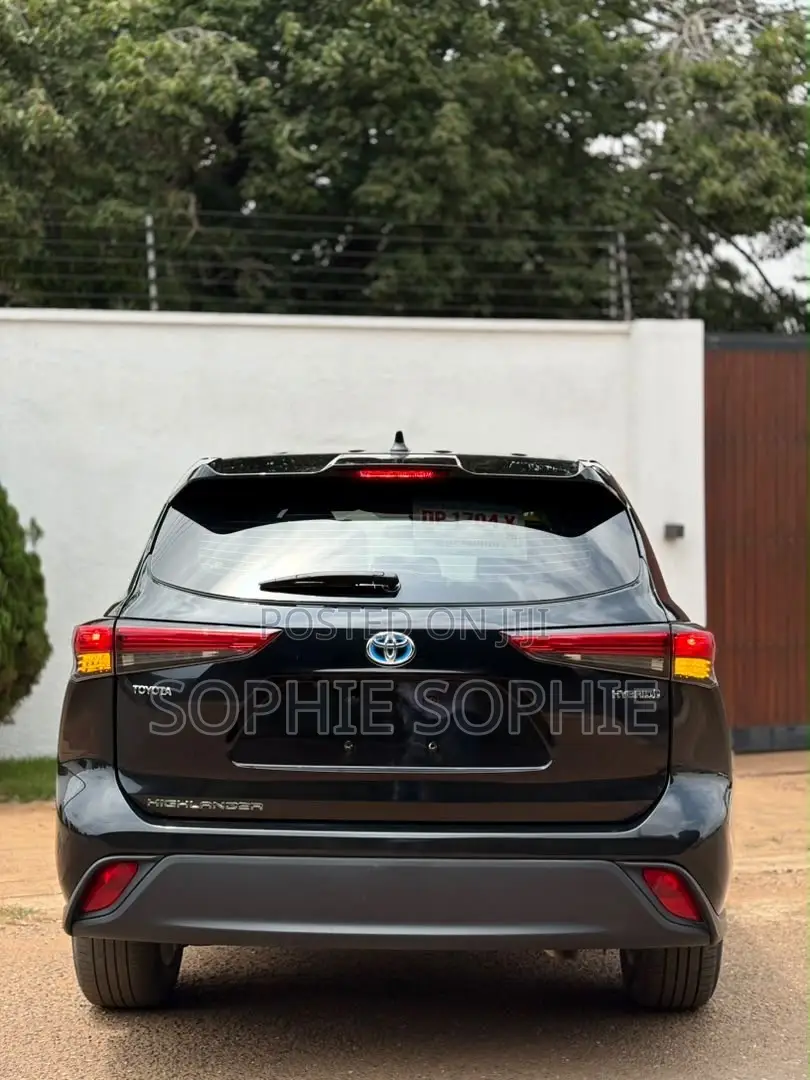 Toyota Highlander Platinum 2022 Black