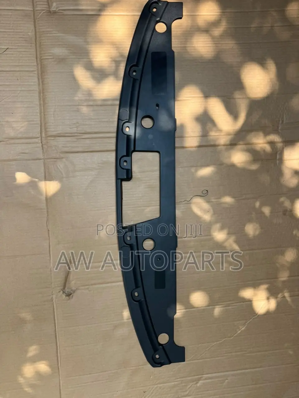 Ford Explorer 2015-2016 Radiator Upper Cover