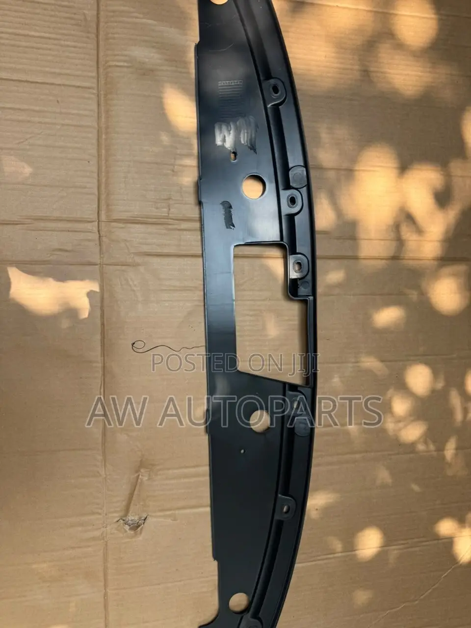 Ford Explorer 2015-2016 Radiator Upper Cover