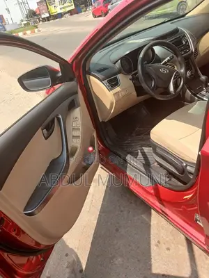 Hyundai Elantra 2012 Red