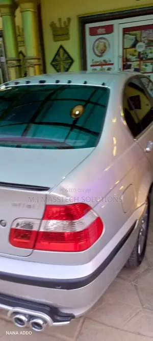 BMW 318ti 2004 Silver