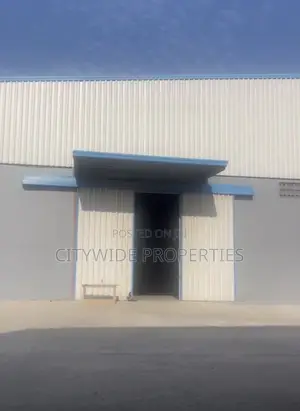Large Warehouse 3200 SQM in Tema