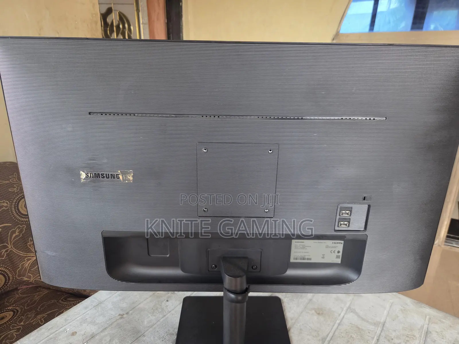 Samsung Smart 32 Inches Monitor With Built-in Speakers