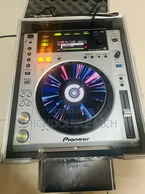 Pioneer CDJ 850