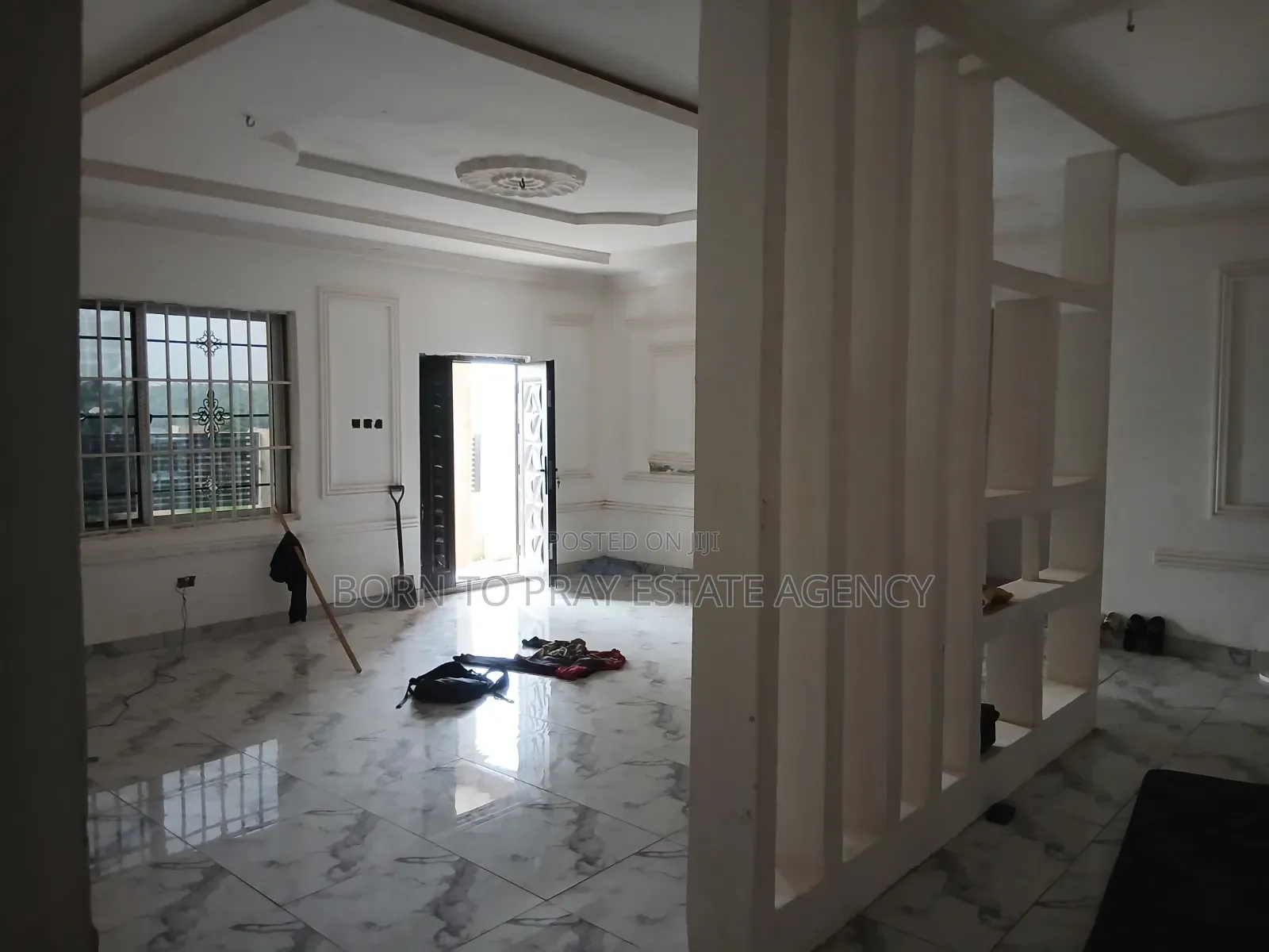 5bdrm House in Born To Pray Estate, Ejisu-Juaben Municipal for rent