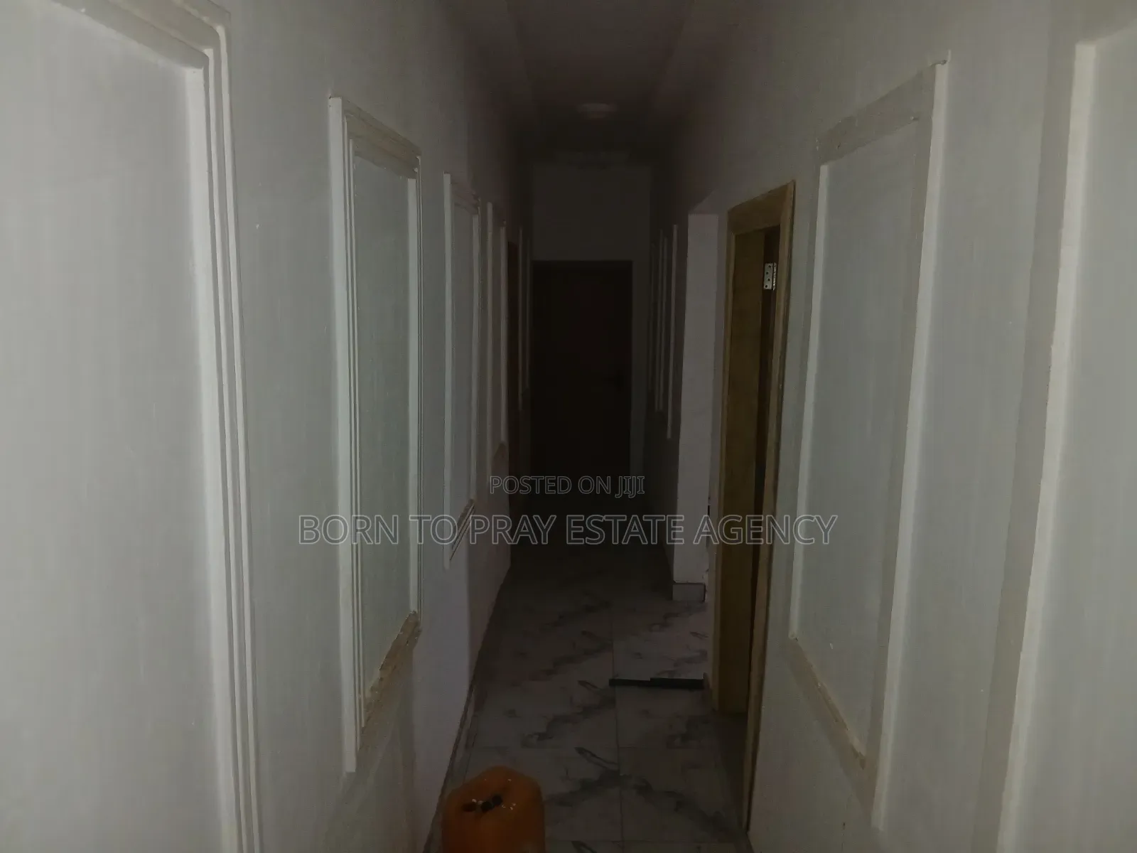 5bdrm House in Born To Pray Estate, Ejisu-Juaben Municipal for rent