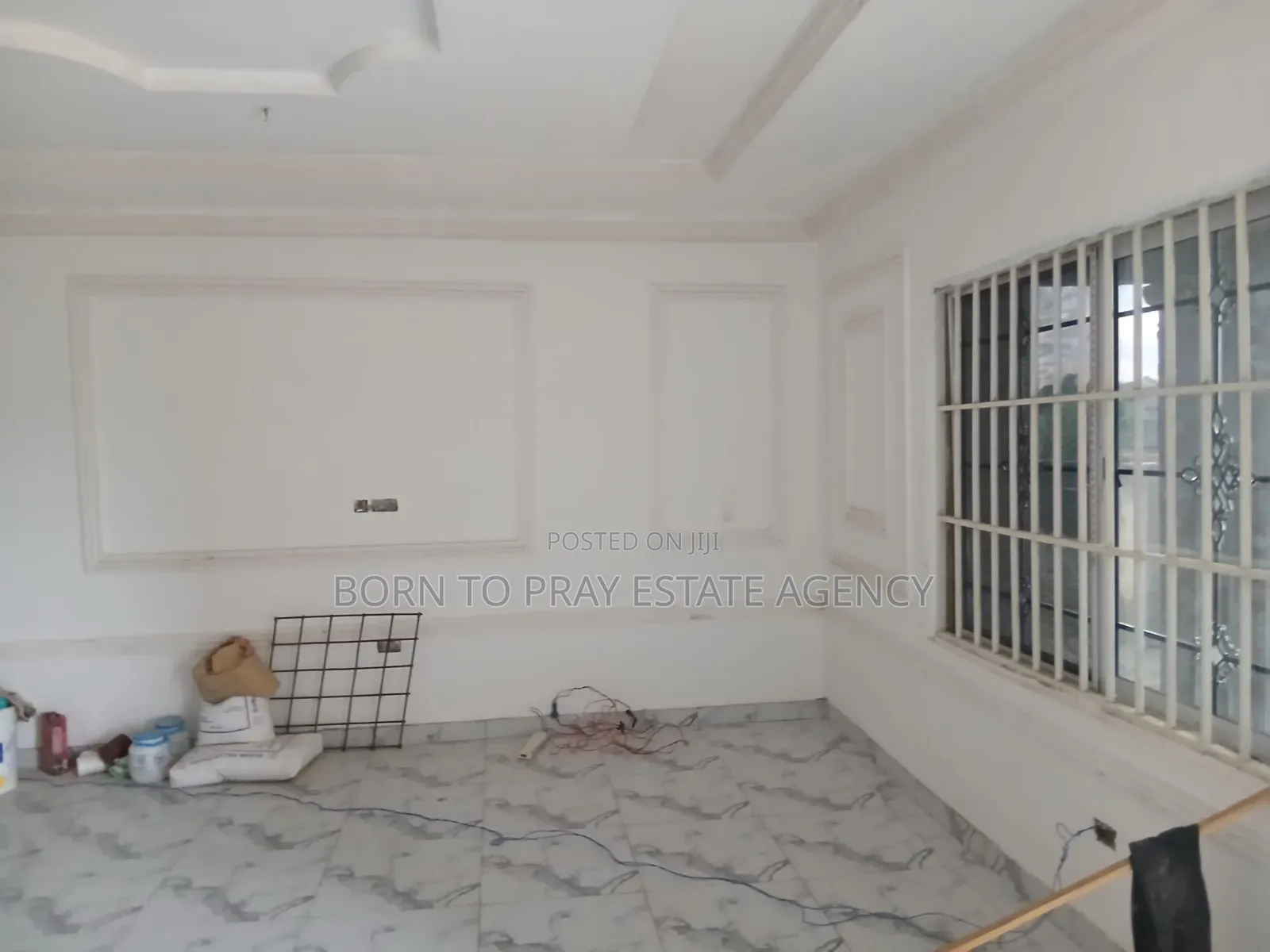 5bdrm House in Born To Pray Estate, Ejisu-Juaben Municipal for rent