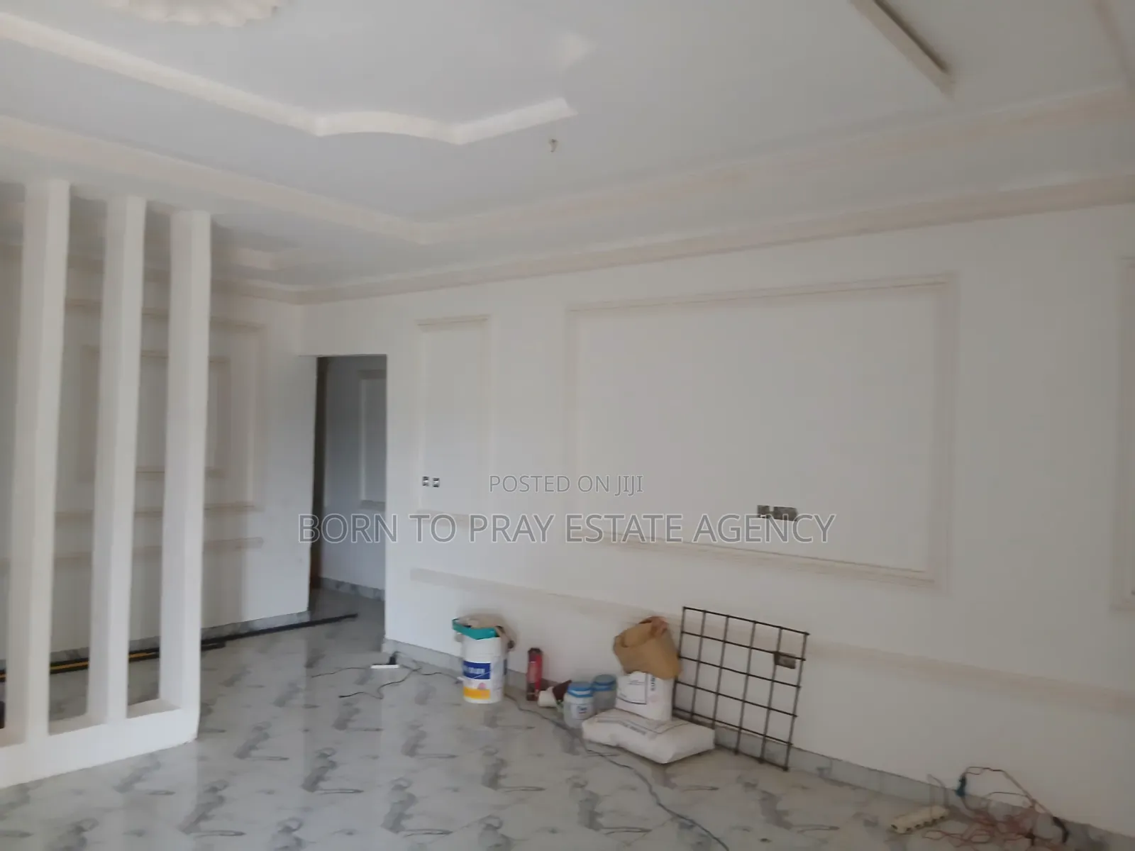5bdrm House in Born To Pray Estate, Ejisu-Juaben Municipal for rent