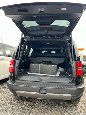 New Toyota Land Cruiser Prado 2.4 Petrol 2025 Black
