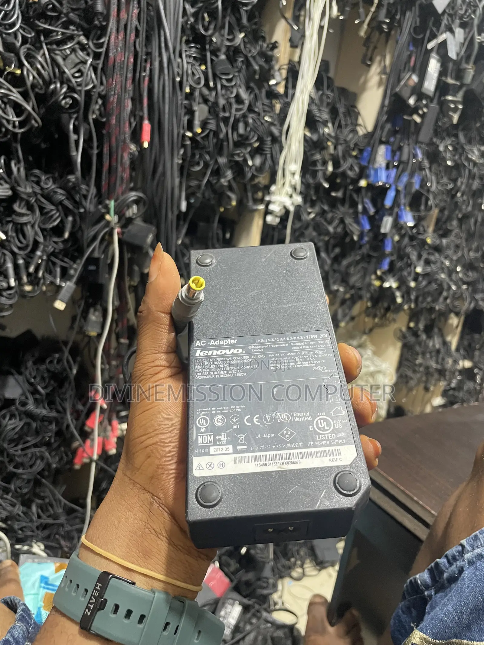 Lenovo 170w Round Pin Charger, Yellow Tip Adapter