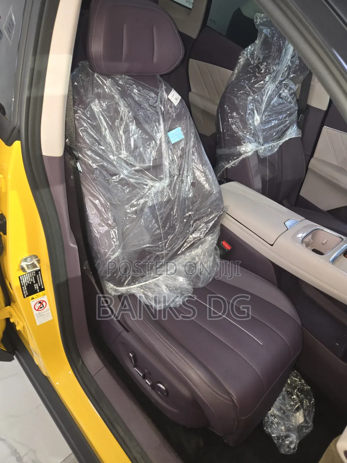 New Deepal S07 2025 Yellow
