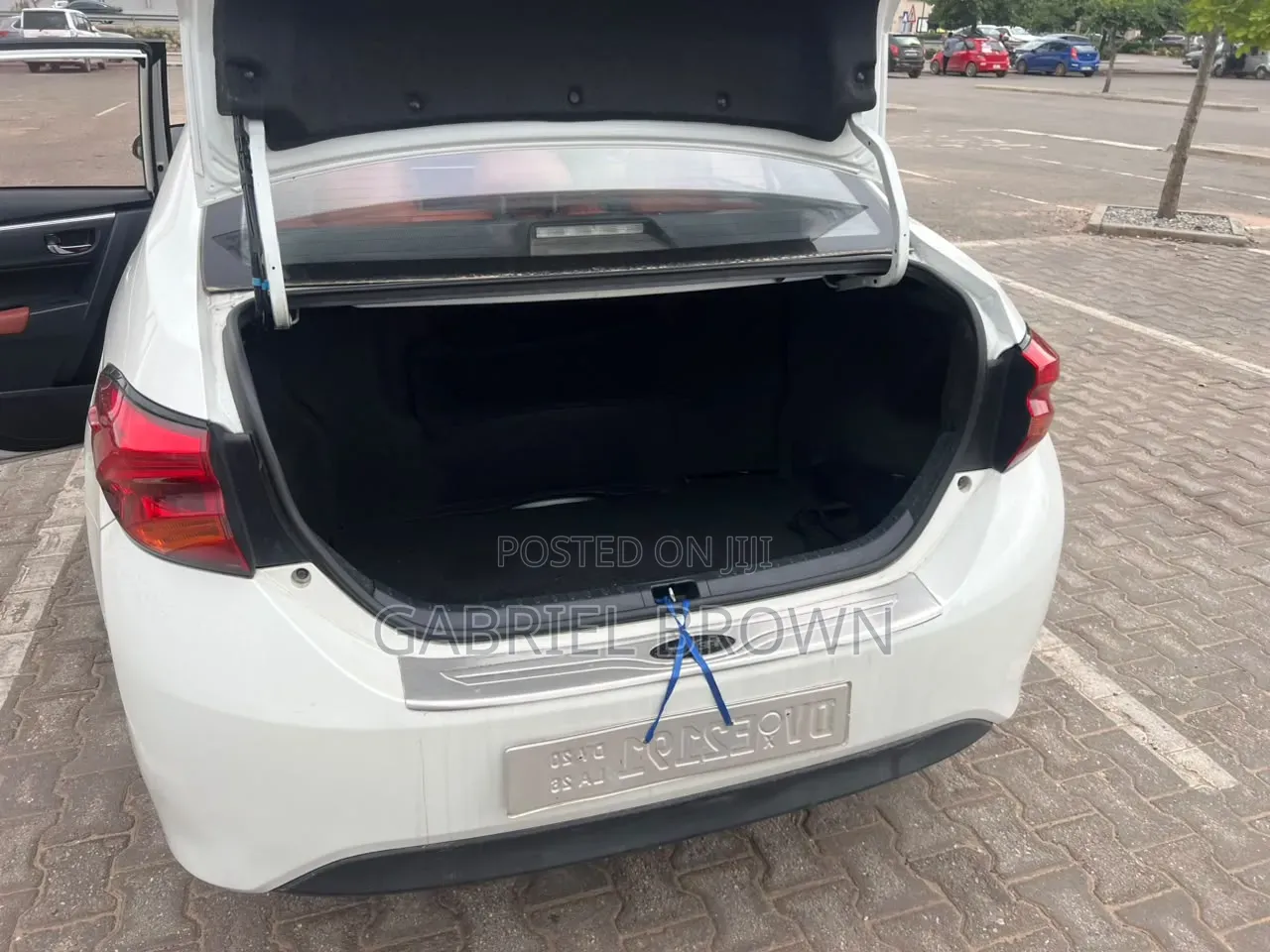 Toyota Corolla 2017 White