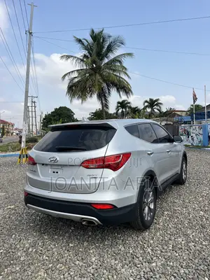 Hyundai Santa Fe SE AWD 2016 Silver