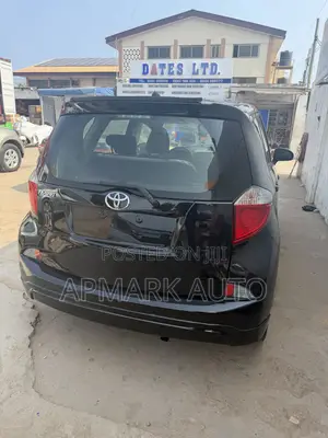 Toyota Ractis 1.5 AWD 2013 Black