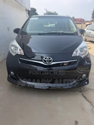 Toyota Ractis 1.5 AWD 2013 Black