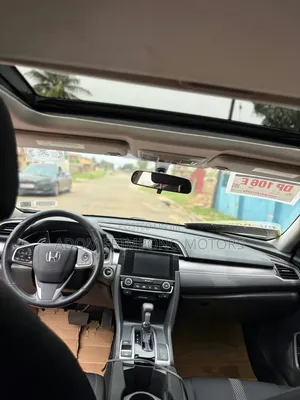 Honda Civic 2018 White